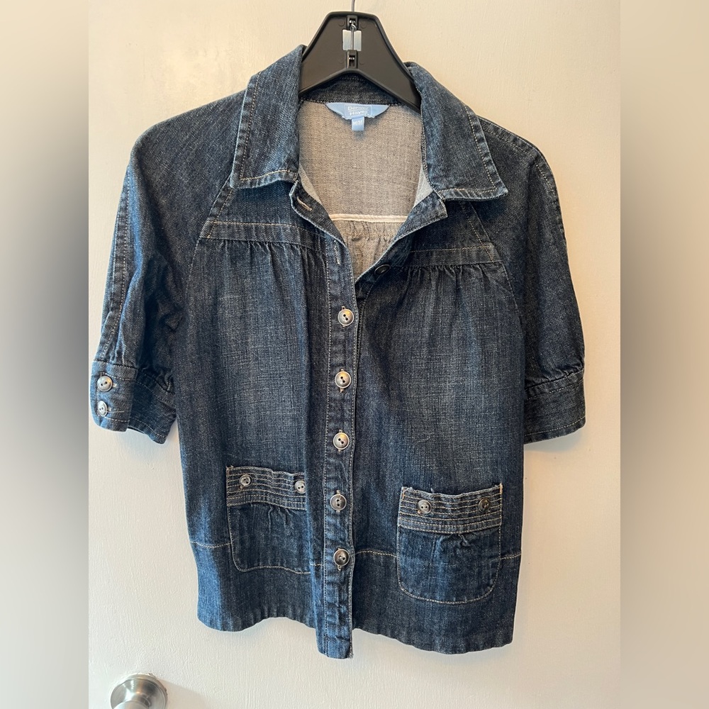Jean jacket with short sleeves
